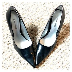 Women’s Nine West Black Pump